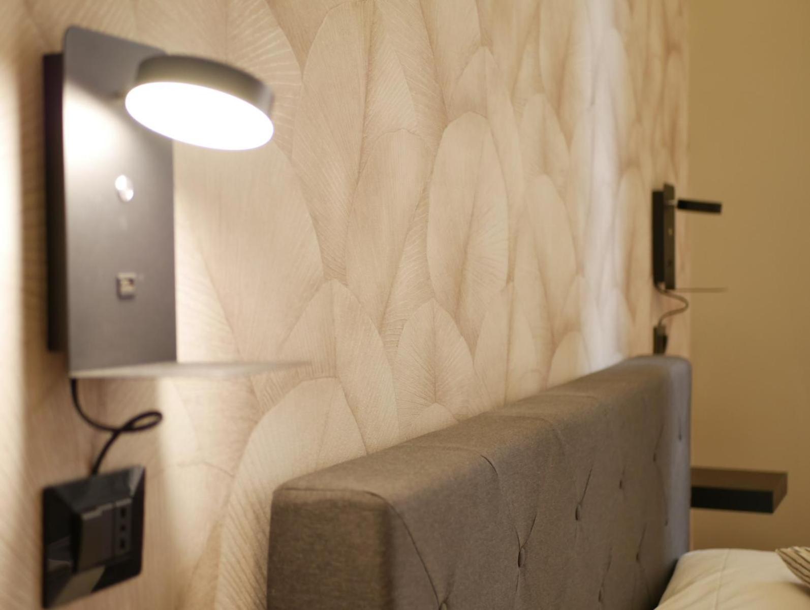 Rooms Piramide Rome Exterior photo